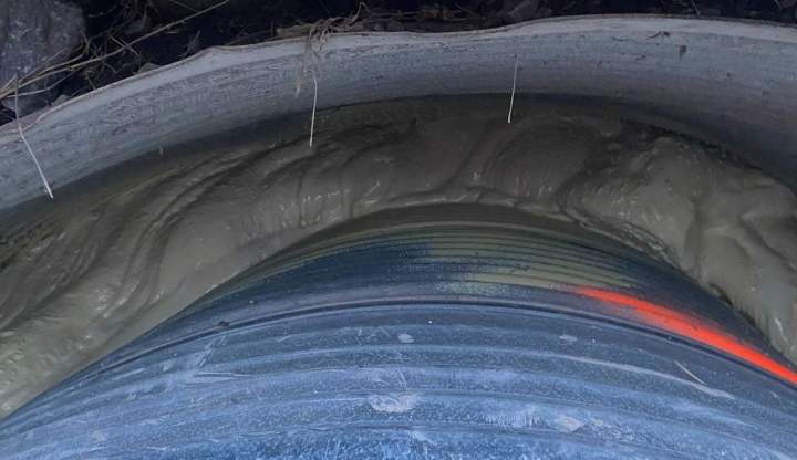 Remplissage de canalisation avec du polyuréthane Québec